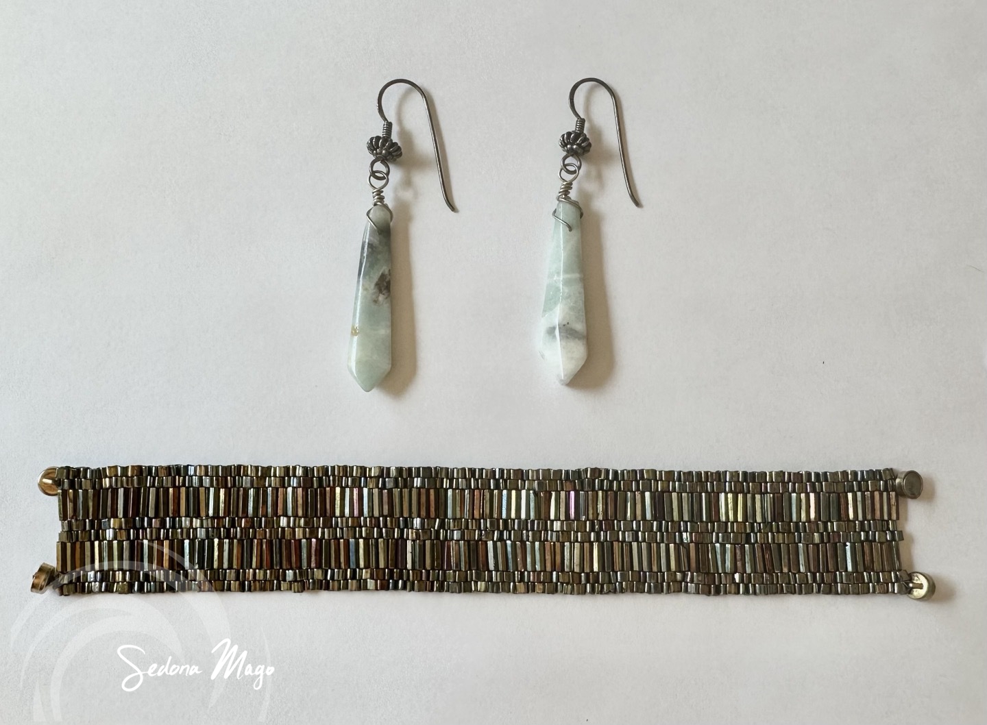 Agate-earrings-Seed-bead-bracelet